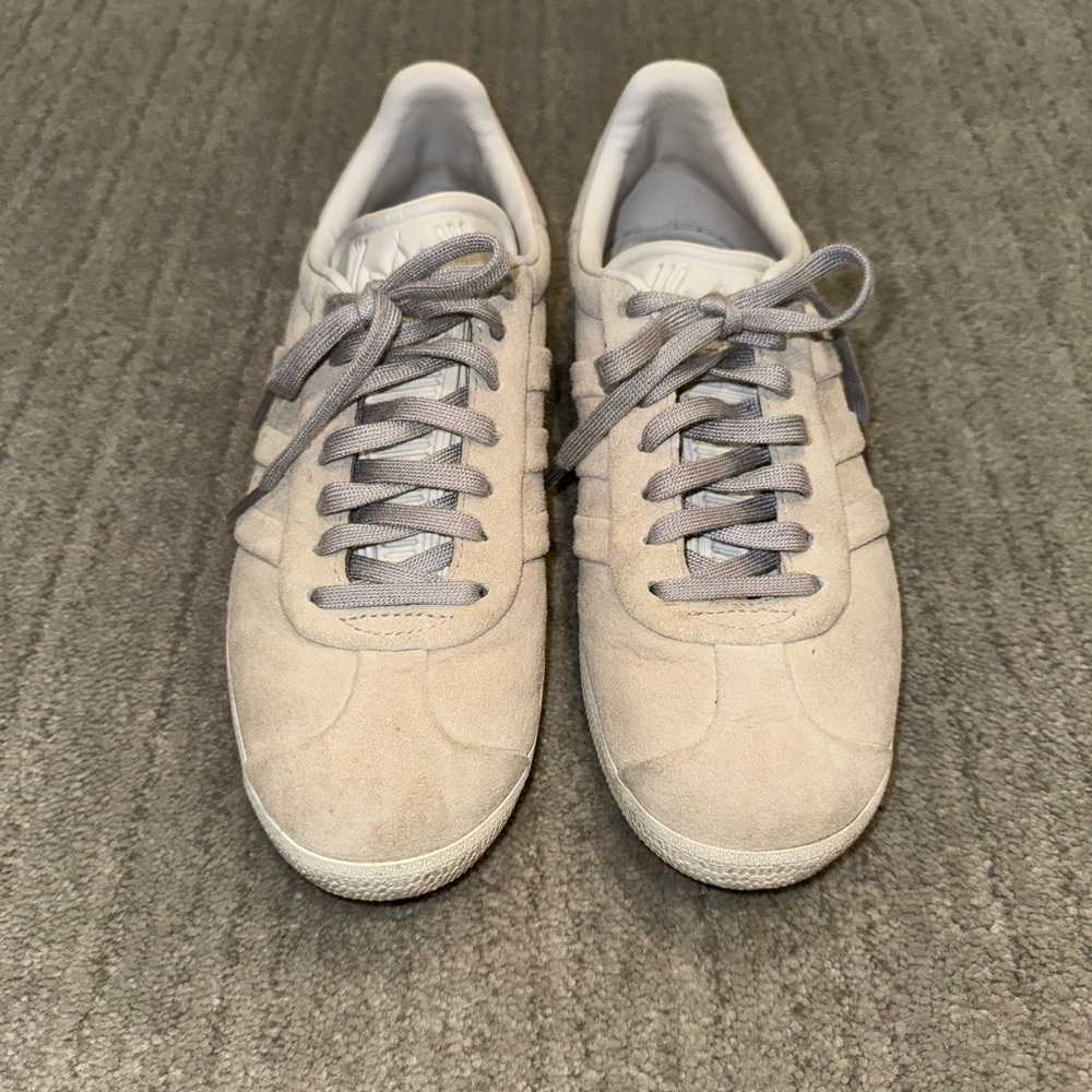 Adidas suede tennis shoes
